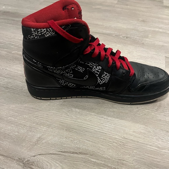 Air Jordan 1 High Hof 'Hall Of Fame' 2009 - Picture 8 of 16